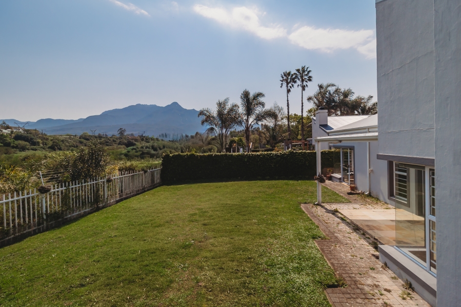 3 Bedroom Property for Sale in Dormehls Drift Western Cape